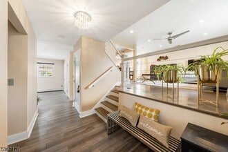 74 Emerald Pl in Clark, NJ - Building Photo - Building Photo