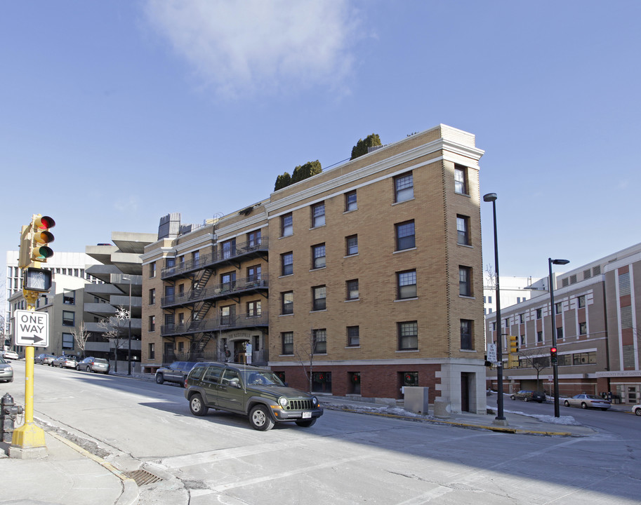 The Baskerville in Madison, WI - Foto de edificio