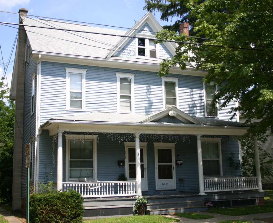 208-210 S 6th St in Lewisburg, PA - Building Photo