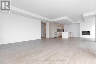 88-5188 Scott St in Toronto, ON - Building Photo - Building Photo