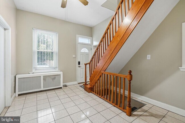 2201 S Lambert St in Philadelphia, PA - Building Photo - Building Photo