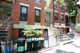 514 Clinton St in Brooklyn, NY - Building Photo - Building Photo