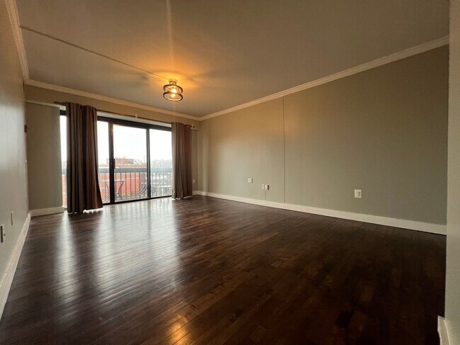 15 North Beacon St, Unit 2-bed 2-bath 601 in Boston, MA - Foto de edificio - Building Photo