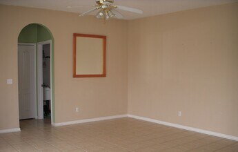 812 Jade Forest Ave in Orlando, FL - Building Photo - Building Photo