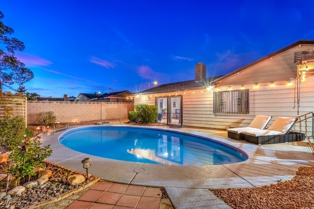 6419 Gunderson Blvd in Las Vegas, NV - Building Photo