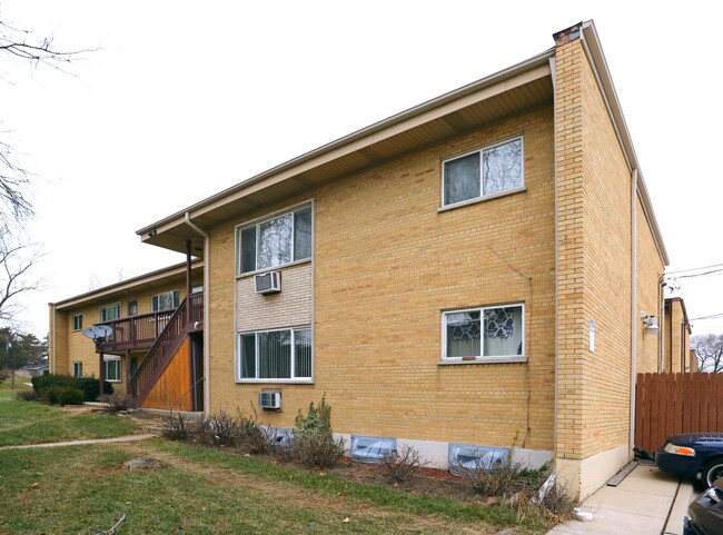 593 Park Plz in Glen Ellyn, IL - Building Photo - Building Photo