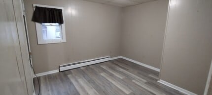 261 William St, Unit 1 in Geneva, NY - Foto de edificio - Building Photo