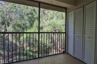 11931 Palm Bay Court in Bonita Springs, FL - Foto de edificio - Building Photo