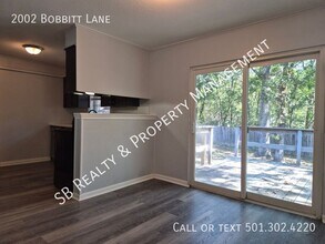 2002 Bobbitt Ln in Sherwood, AR - Building Photo - Building Photo