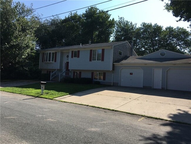 29 Salem Trail in Narragansett, RI - Building Photo - Building Photo