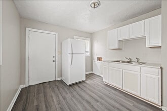 1783-1783 Roosevelt Ave in Indianapolis, IN - Building Photo - Building Photo