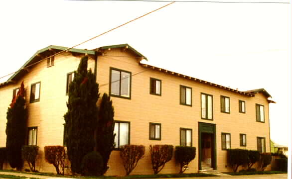 2380 Lowell Ave in Richmond, CA - Foto de edificio - Building Photo