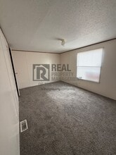 8230 Upton Rd in Amarillo, TX - Building Photo - Building Photo