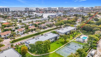 701 Avenue L in Delray Beach, FL - Building Photo