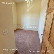 207 S Main St in Jefferson, WI - Building Photo - Building Photo
