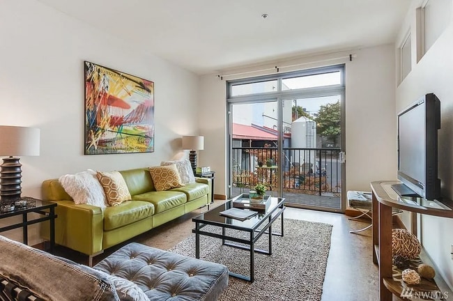 1414 12th Ave, Unit 308 in Seattle, WA - Building Photo - Building Photo