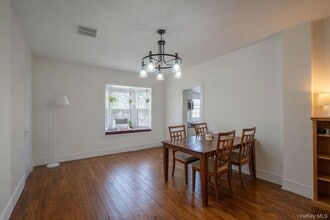 93 West St in Warwick, NY - Foto de edificio - Building Photo