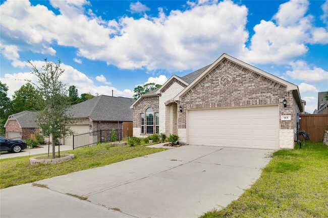 915 Golden Willow Ln in Conroe, TX - Building Photo - Building Photo