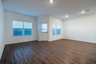 7100 Dancing Wind Ln in Austin, TX - Building Photo - Building Photo