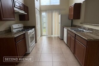 7610 Alcomita Dr in Houston, TX - Building Photo - Building Photo