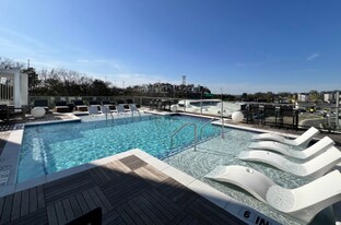 700 Craighead St in Berry Hill, TN - Building Photo