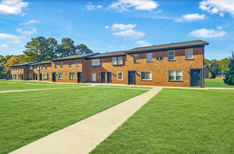 Wynsum Townhomes in Raleigh, NC - Foto de edificio - Building Photo