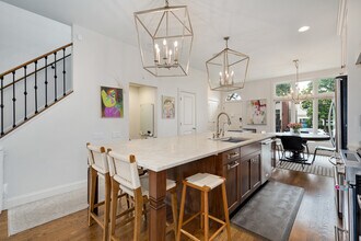 1715 W Wabansia Ave in Chicago, IL - Building Photo - Building Photo