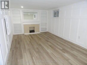 328 Linsmore Cres in Toronto, ON - Building Photo - Building Photo