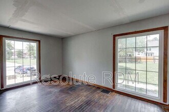 201 S Emerson Ave in Indianapolis, IN - Building Photo - Building Photo