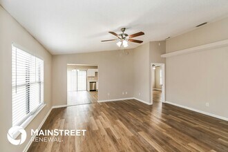 7625 Ginder Ct in Jacksonville, FL - Foto de edificio - Building Photo