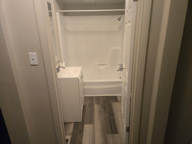 920 Adams St in New Castle, PA - Building Photo - Building Photo