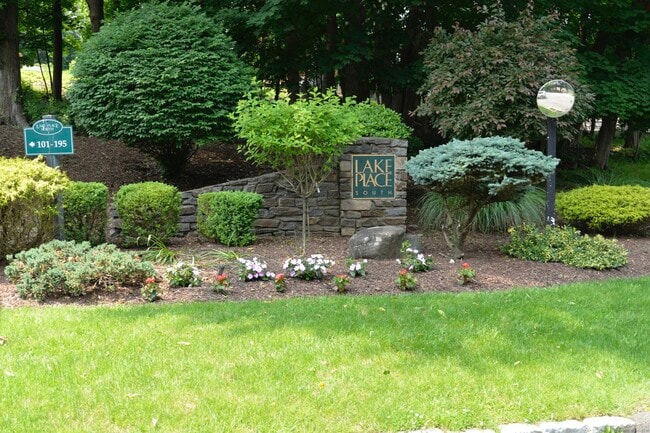 property at 12 Boulevard Dr