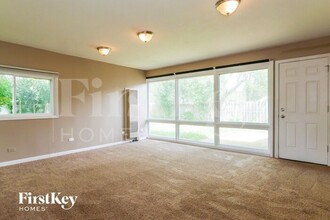 1016 Edson Ave in Lombard, IL - Building Photo - Building Photo
