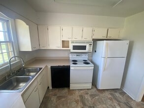 915 Jonathan in Jonesboro, AR - Building Photo - Building Photo