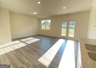 337 Penn Sta Wy in Euharlee, GA - Building Photo - Building Photo