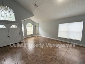 5741 Stafford Springs Trail in Orlando, FL - Building Photo - Building Photo