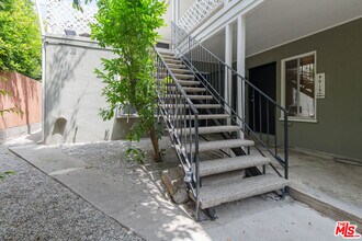 9015 Rangely Ave in West Hollywood, CA - Building Photo - Building Photo