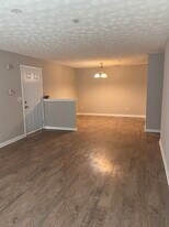 14303 Waldrop Cove in Decatur, GA - Building Photo