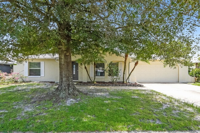 property at 8318 Mattituck Cir