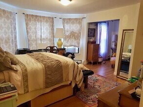 9 Leverett St in Brookline, MA - Building Photo - Building Photo