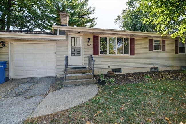 6715 Century Ave in Middleton, WI - Building Photo - Building Photo