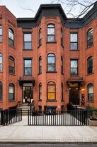 3BR/2.5BA Duplex with In-Unit Washer/Dryer in Brooklyn, NY - Building Photo