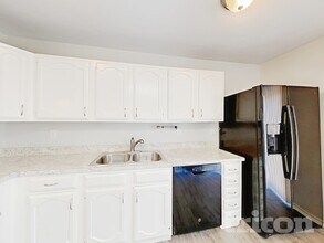 7541 Christie Ln in Dallas, TX - Building Photo - Building Photo