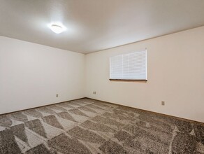 9626 51st Ave NE in Marysville, WA - Foto de edificio - Building Photo