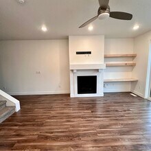5370 W Quartz Ave in Highland, UT - Building Photo - Building Photo