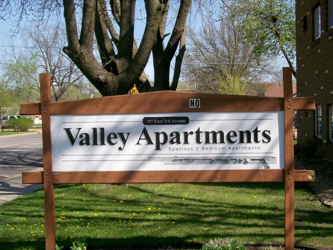 Valley Apartments in Shakopee, MN - Foto de edificio - Other