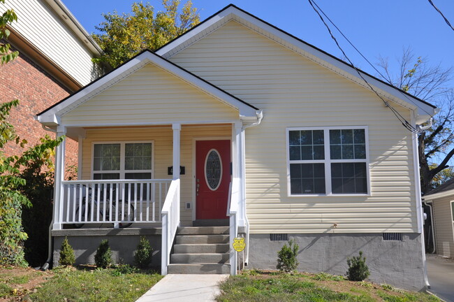 property at 419 Uhlan Ct
