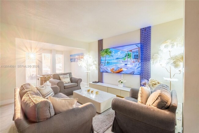 property at 2125 N 14th Ct