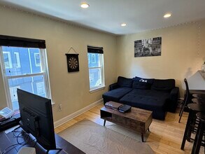 5 St James Pl in Boston, MA - Building Photo - Building Photo