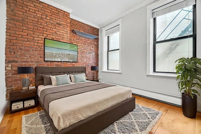 410 E 13th St in New York, NY - Building Photo - Building Photo